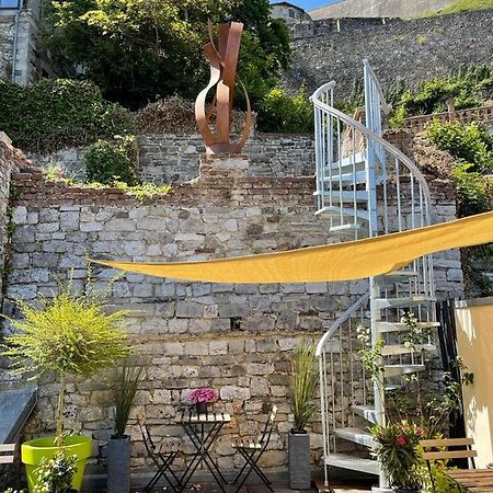 ホテル Mademoiselle Citadelle ナミュール エクステリア 写真